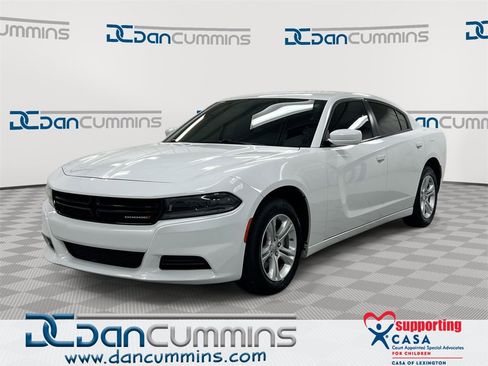 Used 2022 Dodge Charger SXT image 1