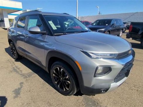 Certified 2023 Chevrolet TrailBlazer LT image 2