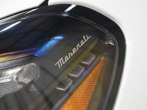 New 2025 Maserati Grecale Folgore image 4