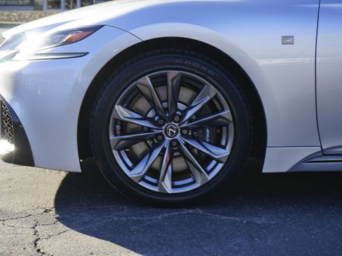 Used 2018 Lexus LS 500 F Sport image 12