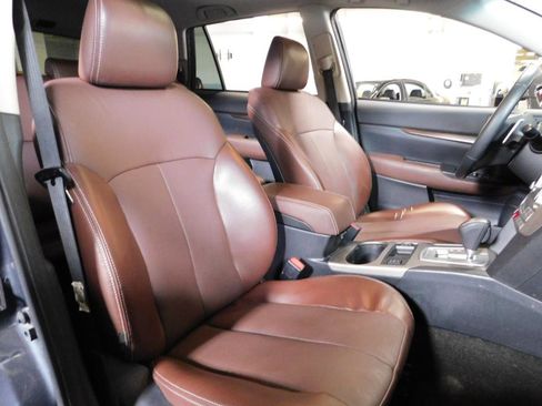 Used 2014 Subaru Outback 2.5i Limited AWD/4WD image 13