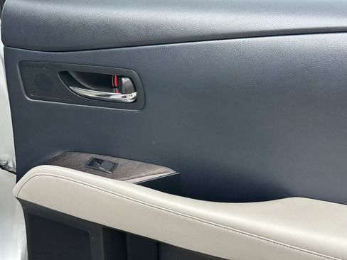 Used 2013 Lexus RX 450h FWD w/ Navigation Pkg image 24