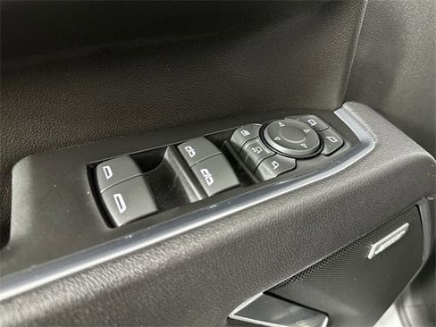 Used 2025 GMC Sierra 2500 SLT w/ SLT Premium Package image 24