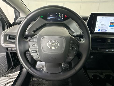 Used 2024 Toyota Prius LE image 15
