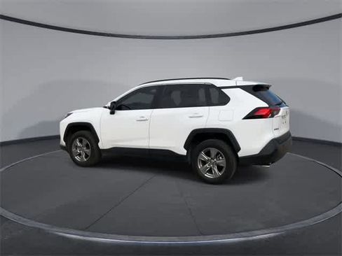 Used 2025 Toyota RAV4 XLE image 6