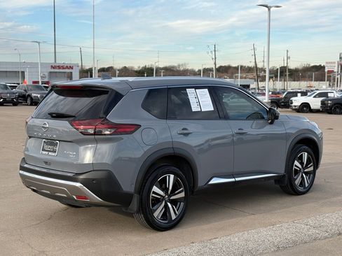 Certified 2021 Nissan Rogue Platinum image 6