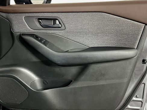 Certified 2023 Nissan Rogue S FWD image 26