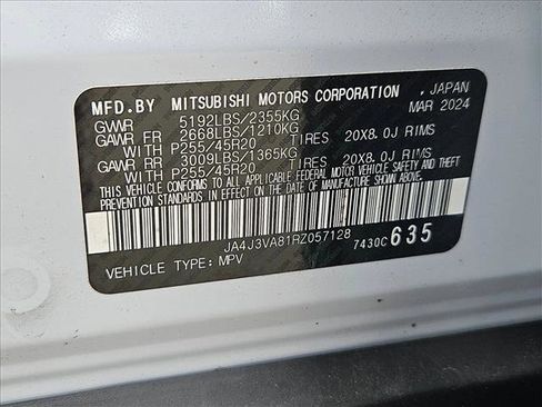 Used 2024 Mitsubishi Outlander SE image 15