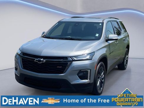 Used 2023 Chevrolet Traverse RS w/ LPO, Floor Liner Package AWD/4WD image 1