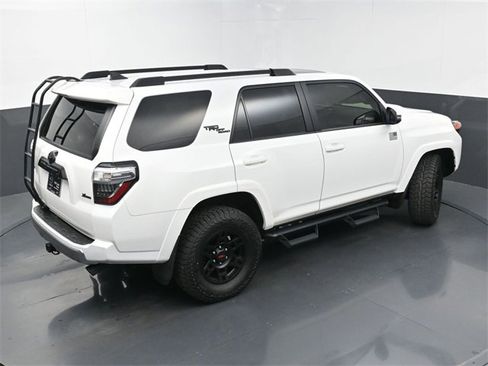 Used 2022 Toyota 4Runner TRD Off-Road Premium image 39