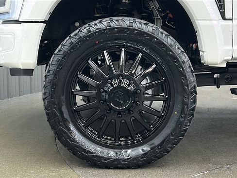 Used 2026 Ford F450 Platinum image 10