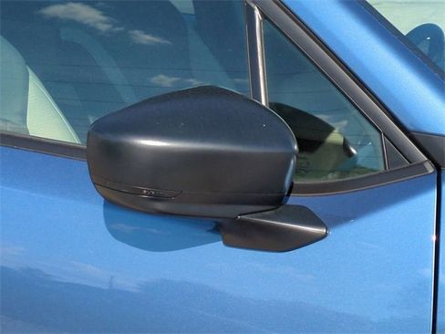 Used 2025 Subaru Forester image 12