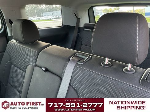 Used 2023 GMC Acadia SLE w/ Driver Convenience Package AWD/4WD image 12