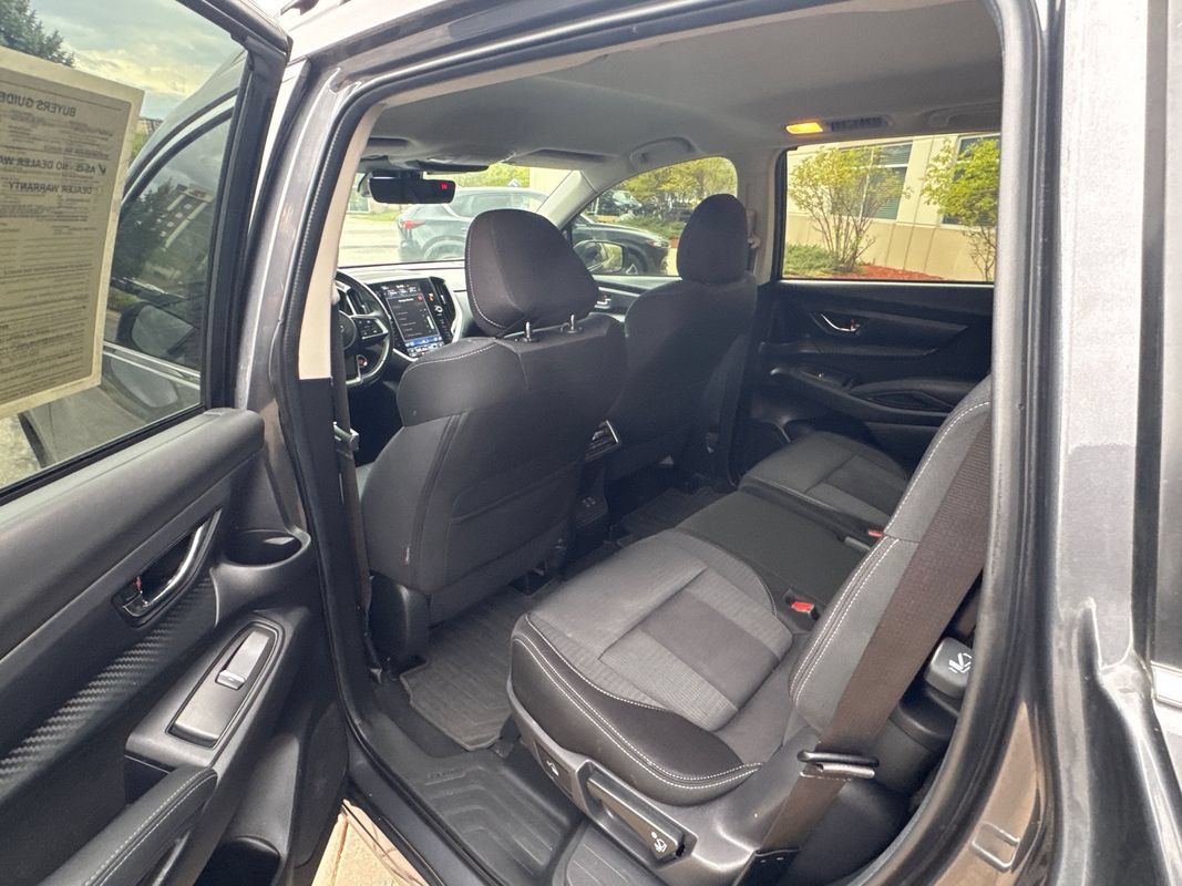 Used 2023 Subaru Ascent Premium w/ Convenience Package AWD/4WD image 22