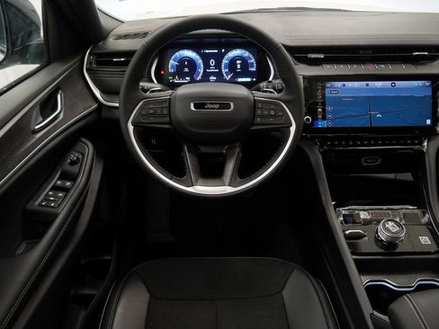 New 2026 Jeep Grand Cherokee Altitude AWD/4WD image 20