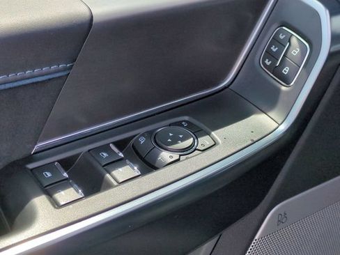 Used 2025 Ford F150 Platinum AWD/4WD image 13