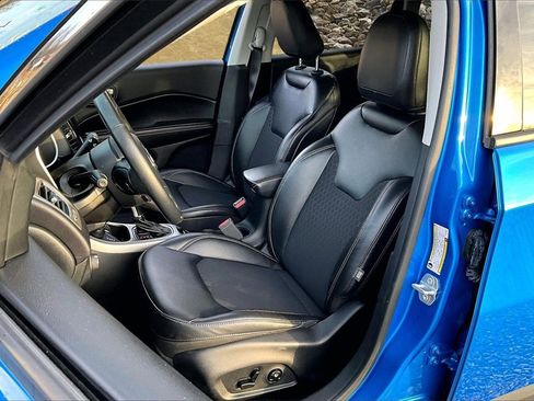 Used 2018 Jeep Compass Latitude w/ Popular Equipment Group image 23