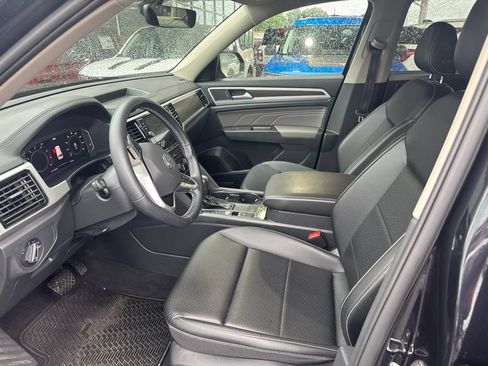 Used 2023 Volkswagen Atlas SE FWD image 8
