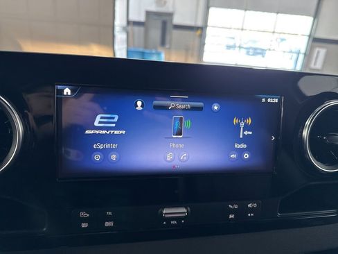 Used 2024 Mercedes-Benz eSprinter 170 Cargo image 30