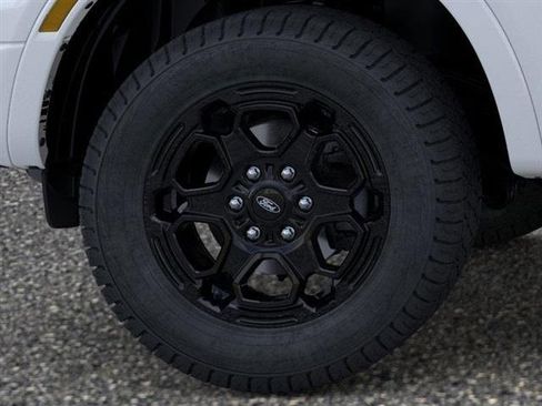 New 2025 Ford Ranger XLT w/ Equipment Group 301A High image 19