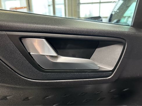 Used 2020 Ford Escape SE image 37