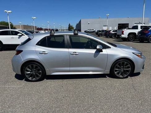 Used 2023 Toyota Corolla XSE FWD image 4