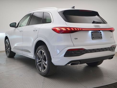 New 2025 Audi Q5 Premium Plus AWD/4WD image 3