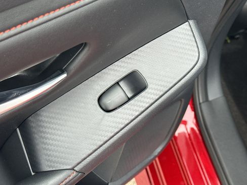 Used 2025 Nissan Sentra SR image 30