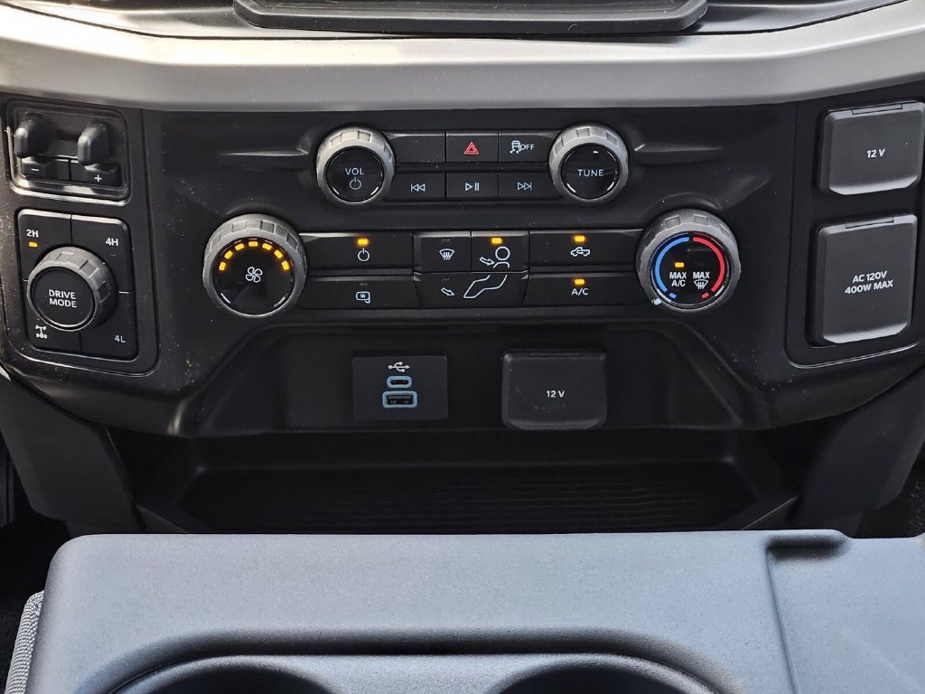 New 2026 Ford F250 XL w/ FX4 Off-Road Package AWD/4WD image 17