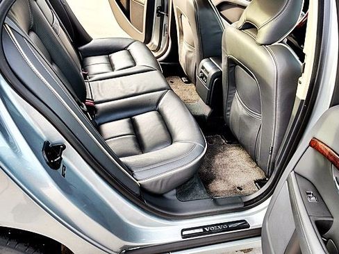 Used 2010 Volvo S80 V8 image 17