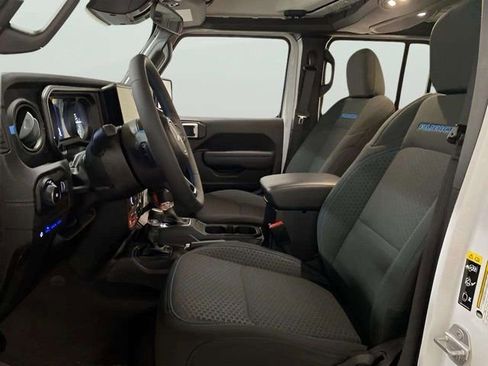 Used 2025 Jeep Wrangler Unlimited Rubicon 4xe w/ Safety Group image 52