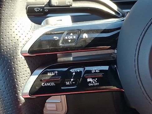 Certified 2025 Mercedes-Benz GLS 450 4MATIC image 22