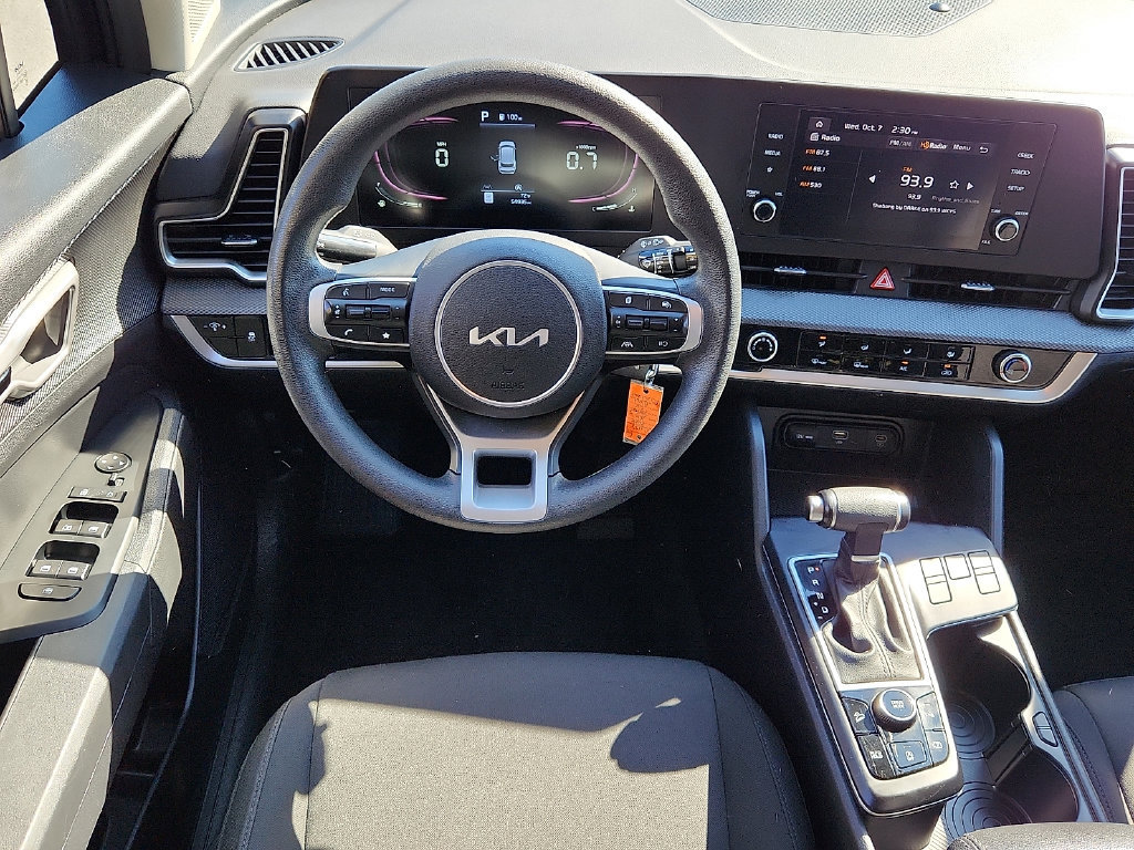 Used 2024 Kia Sportage LX FWD image 11