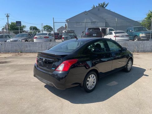 Used 2015 Nissan Versa S Plus FWD image 5