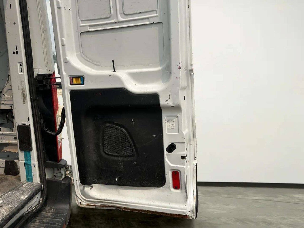 Used 2015 Ford Transit 350 148 Medium Roof RWD image 30