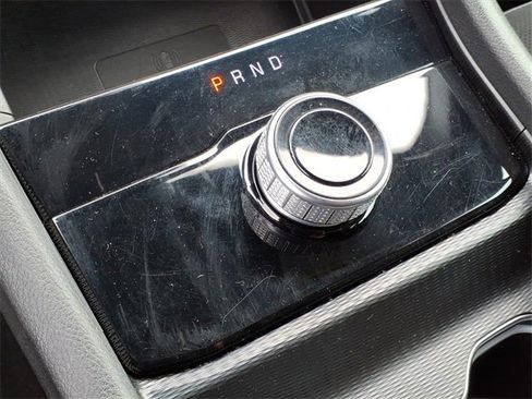 Used 2024 Jeep Grand Cherokee L Laredo image 16