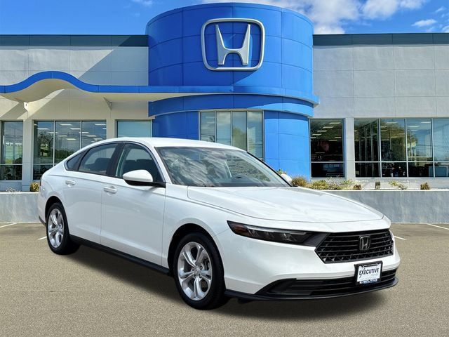 Used 2025 Honda Accord LX image 1