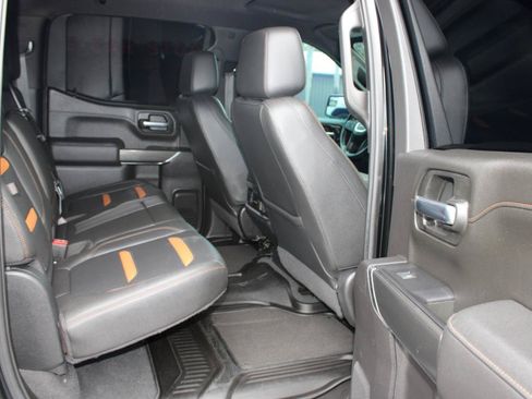 Used 2021 GMC Sierra 1500 AT4 AWD/4WD image 8