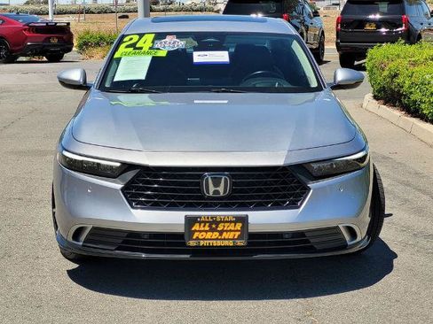 Used 2024 Honda Accord Touring image 2