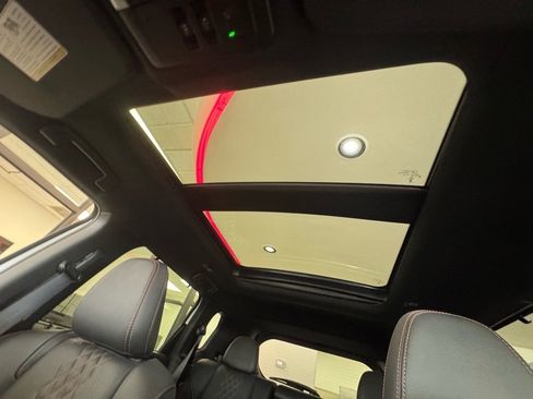 New 2025 Mitsubishi Outlander SEL image 35