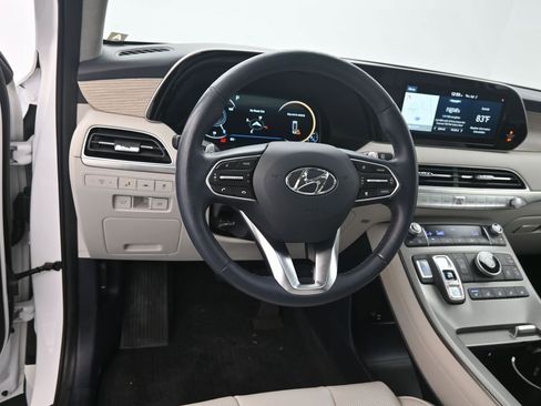 Used 2021 Hyundai Palisade Limited image 18