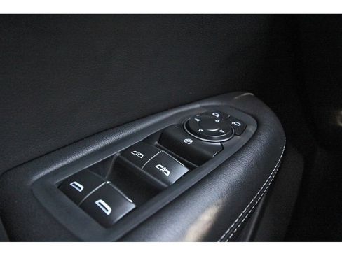 Used 2025 Cadillac XT5 Luxury FWD image 20