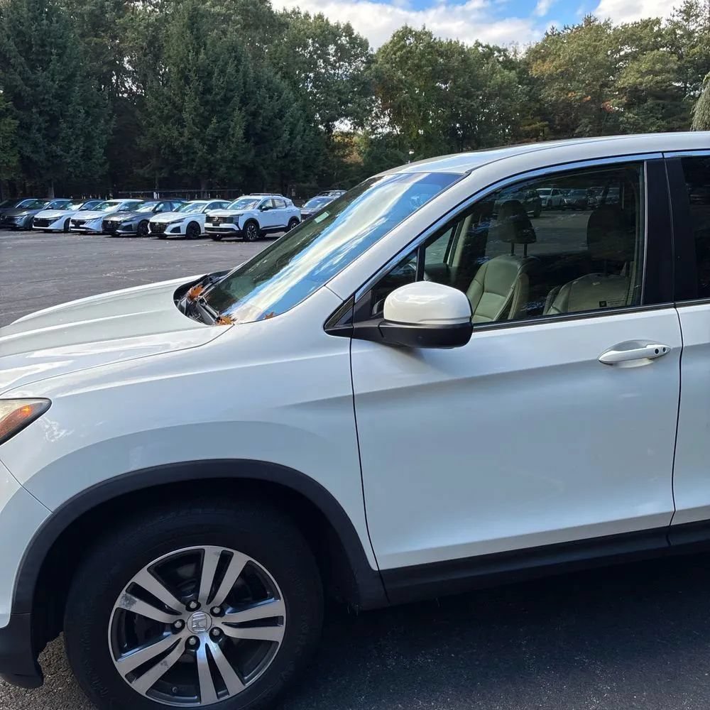 Used 2017 Honda Pilot EX-L image 2