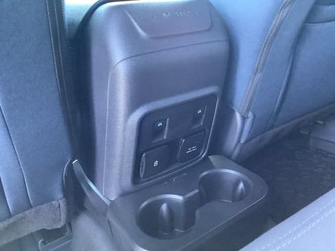 Used 2022 Ford Bronco Outer Banks w/ Sasquatch Package AWD/4WD image 27