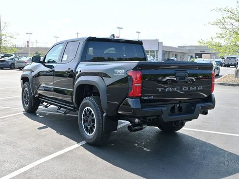 New 2026 Toyota Tacoma TRD Off-Road AWD/4WD image 5