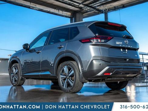 Used 2023 Nissan Rogue SL w/ SL Premium Package image 29