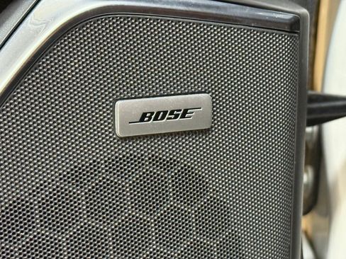 Used 2016 Cadillac Escalade ESV Luxury image 26