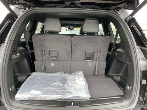 New 2026 Jeep Grand Cherokee L 4WD image 5