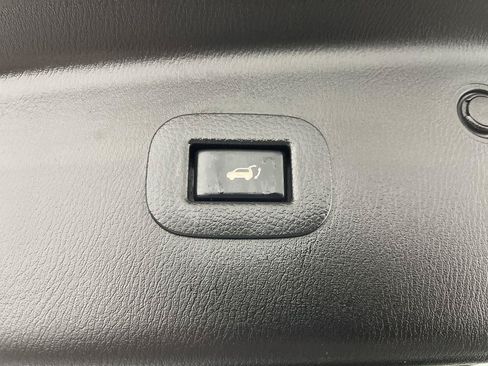 Used 2020 Nissan Armada SL w/ Premium Package AWD/4WD image 33
