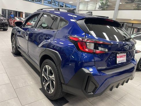 Used 2024 Subaru Crosstrek 2.0i Premium image 4
